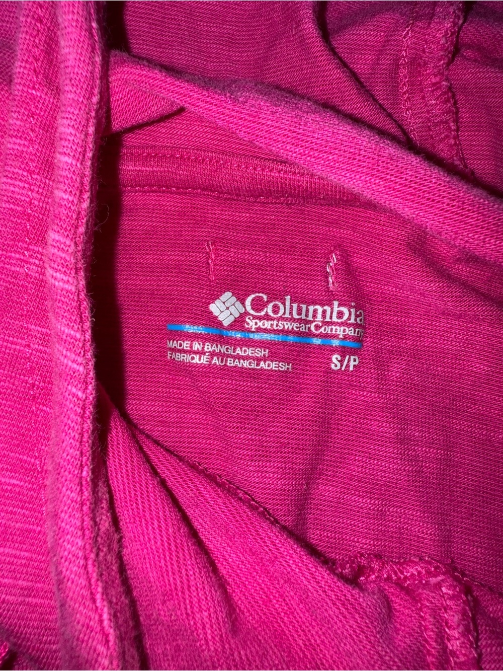 Women’s Columbia Hot Pink Lightweight Hooded Long-Sleeve - Picture 3 of 3